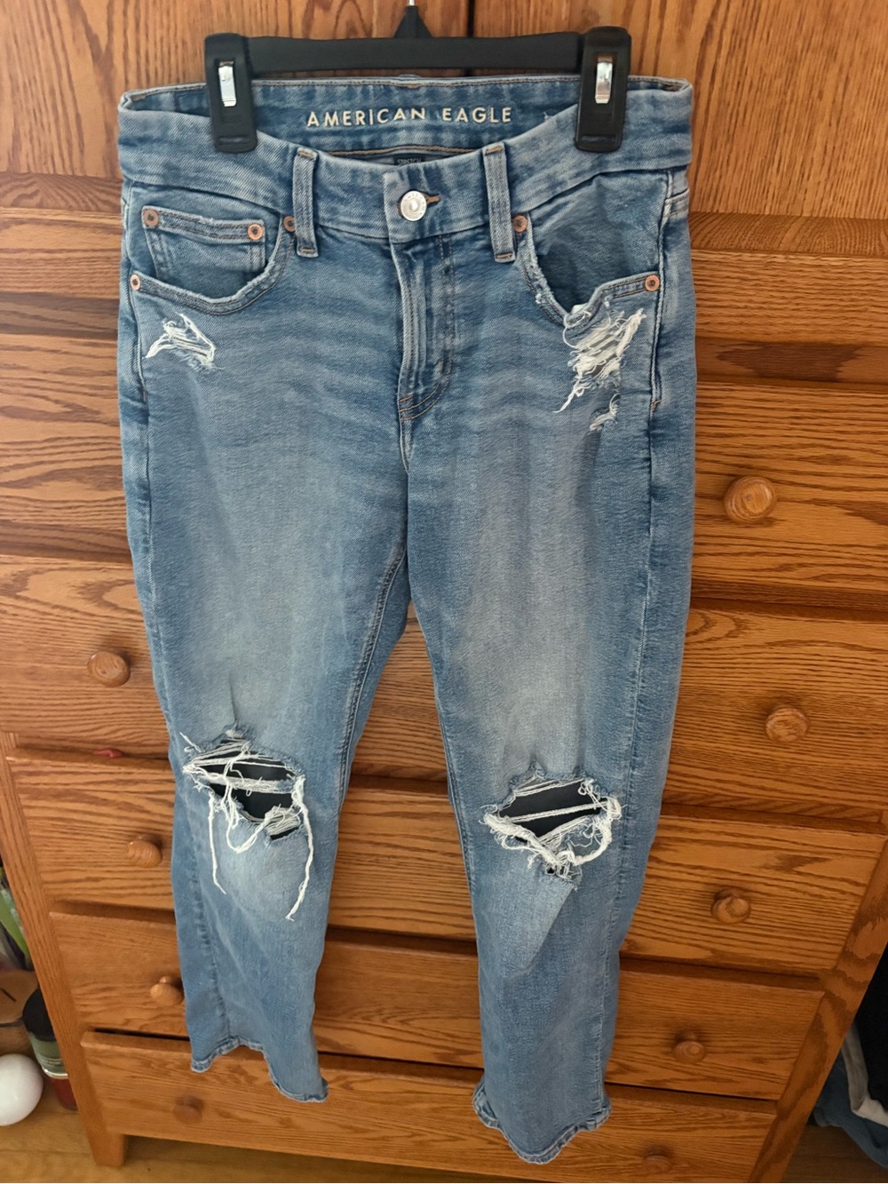 American Eagle Outfitters Light Blue Distressed Ankle Jeans